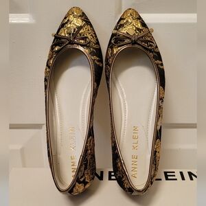 Anne Klein Ovi Flats Gold Brown Black Metallic Brocade Fabric Used Once